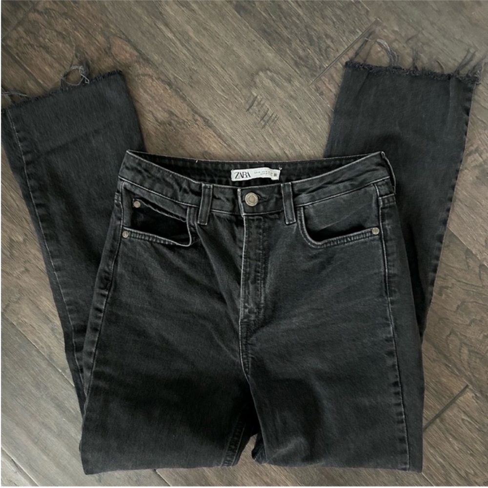 Zara Black High-Waist Denim Jeans
